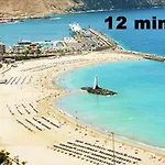 Appartement Seaview In Santa Cruz De Tenerife With Pool