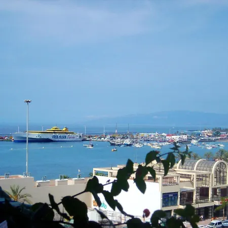 Appartamento Seaview In Santa Cruz De Tenerife With Pool