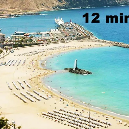 Appartamento Seaview In Santa Cruz De Tenerife With Pool
